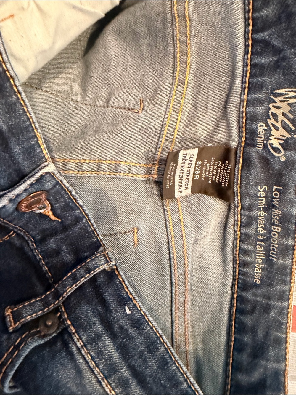 Mossino Denim Women’s Low Rise Bootcut Jeans 78% Cotton size 8/29R - Picture 5 of 10